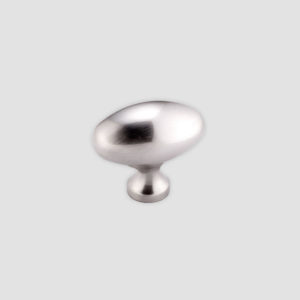 Richelieu Trad Knob Brushed Nickel